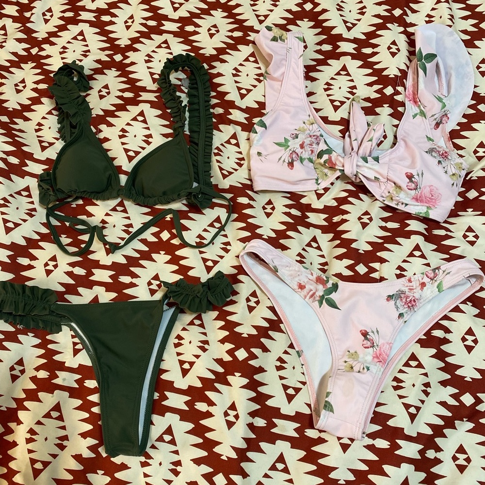 Cheeky 2 small bathing suits